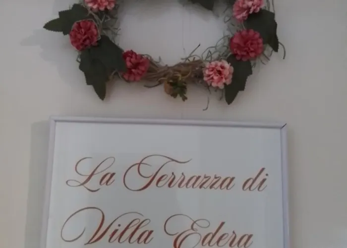 La Terrazza Di Edera Konukevi 3*